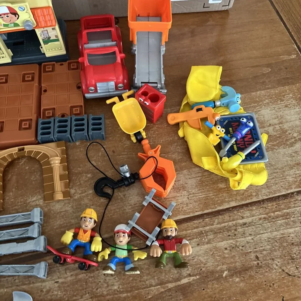 Fisher Price Handy Manny's Workshop Playset And Toolbelt